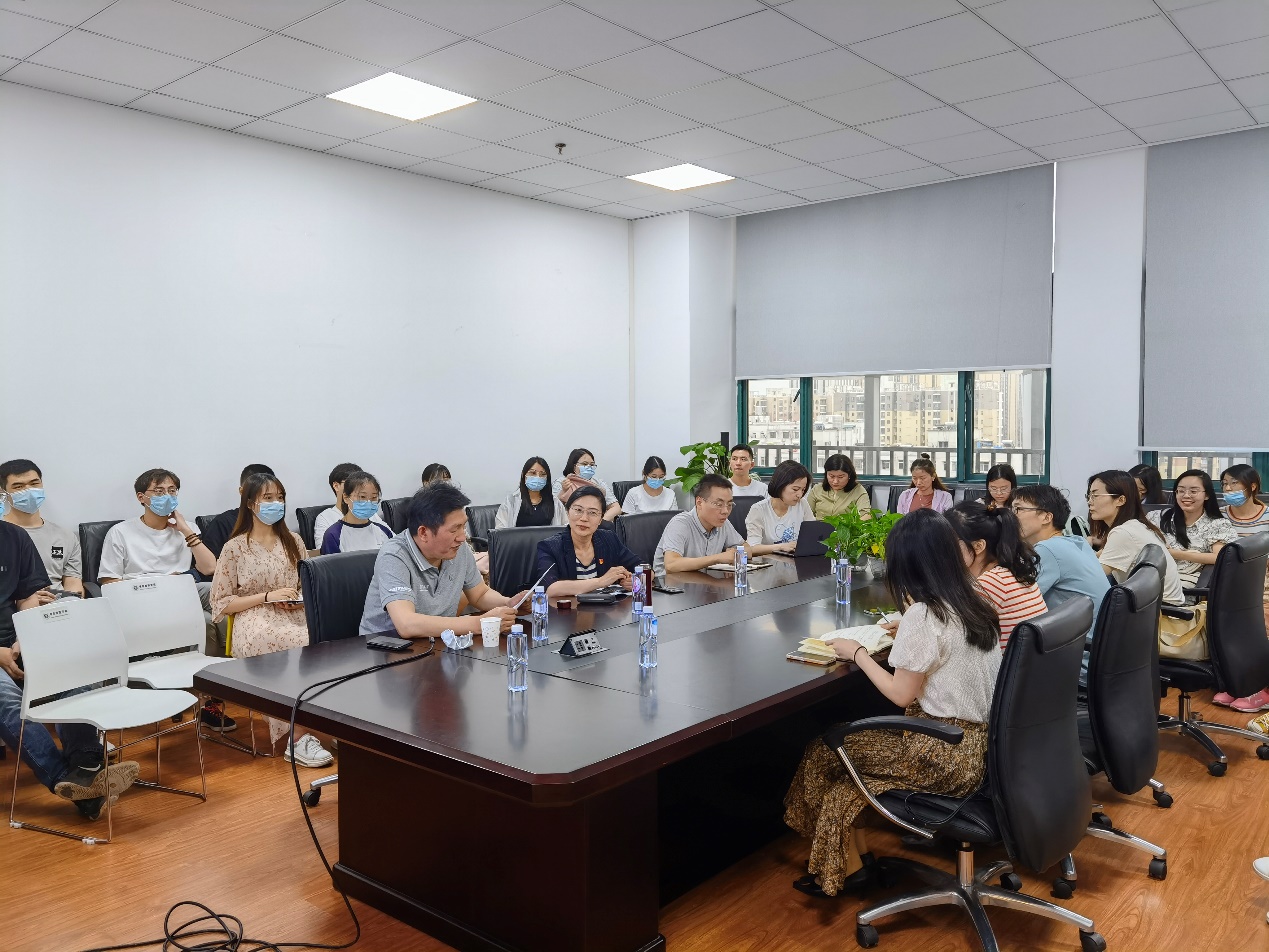 新時期科技情報工作的戰(zhàn)略定位與發(fā)展路徑——十四五視角下的思考